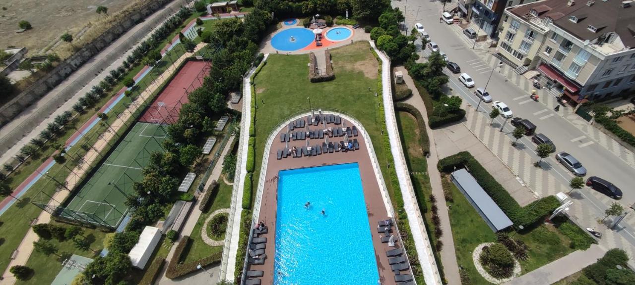 Studyo At High Flat Lejlighed Istanbul Eksteriør billede